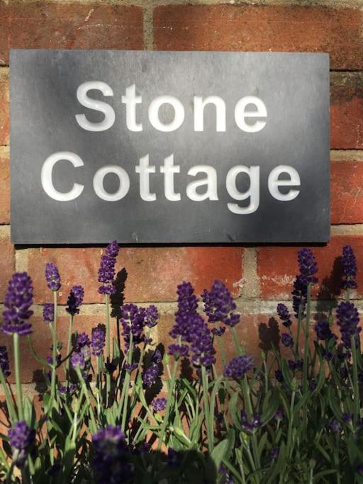 Stone Cottage Thornage Екстер'єр фото